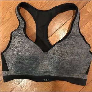 Victoria Secret VSX Sports Bra 34D